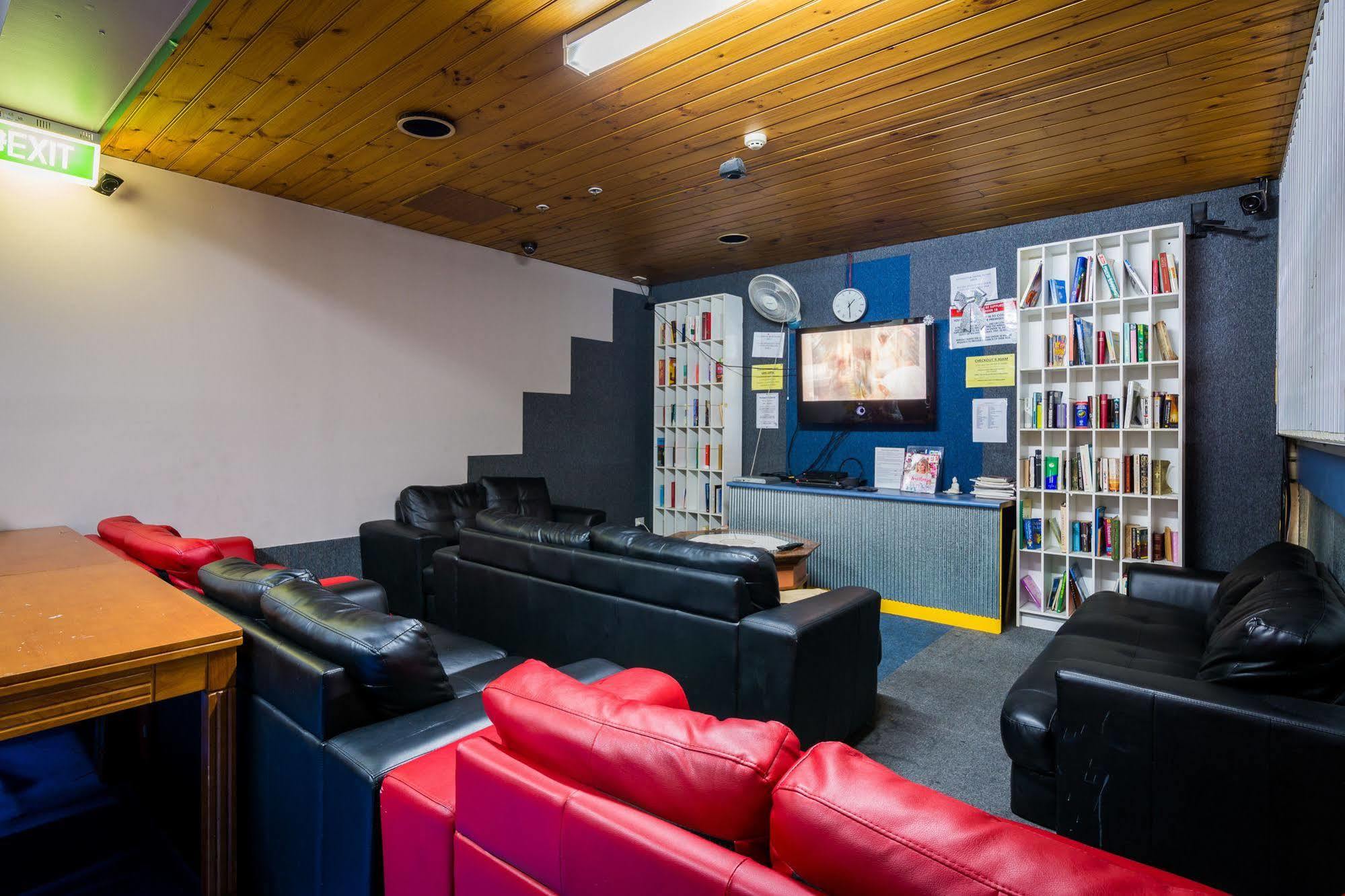 Blue Galah International Backpackers Hostel Adelaide Eksteriør billede